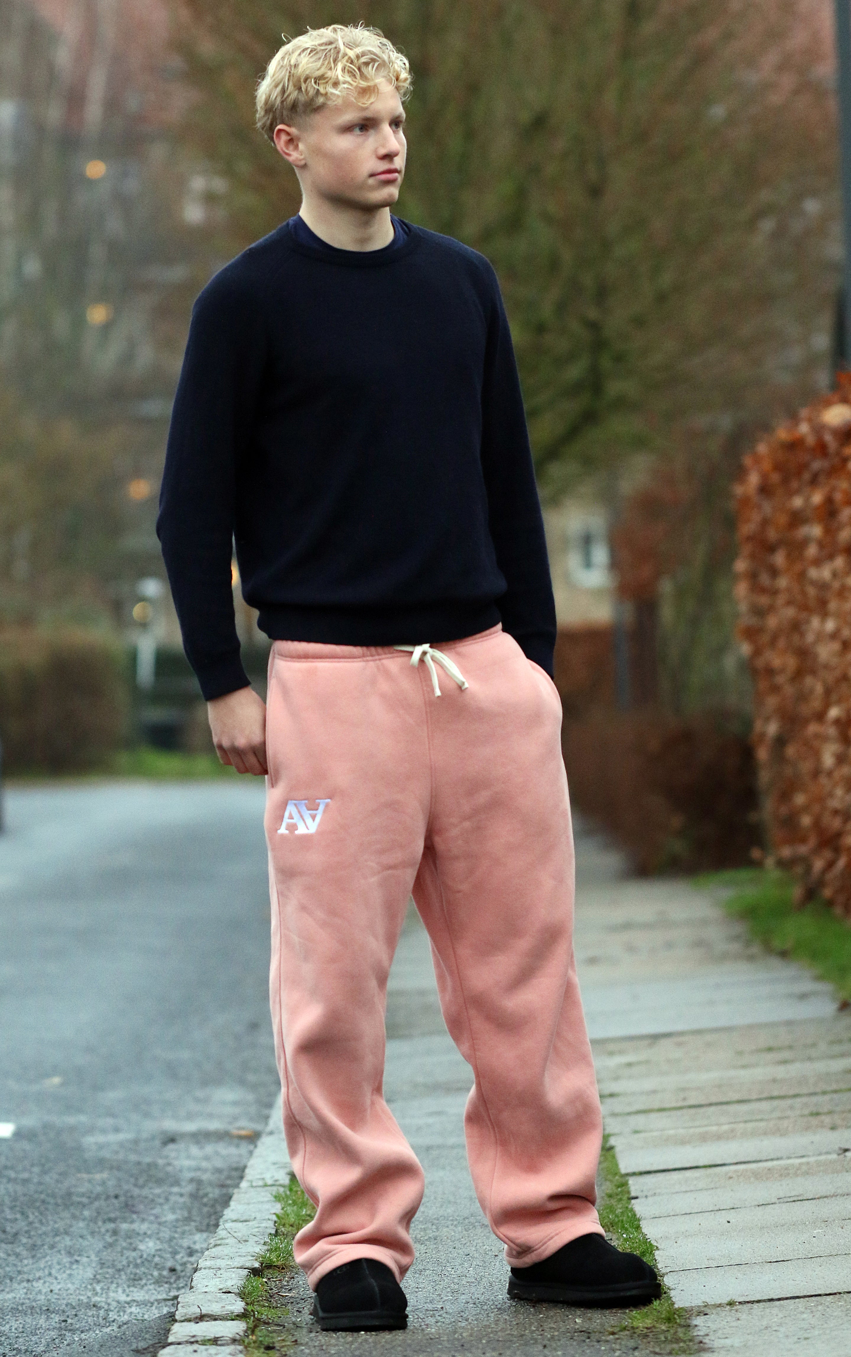 Cropped Tapered Lyocell Wool Stretch Pants